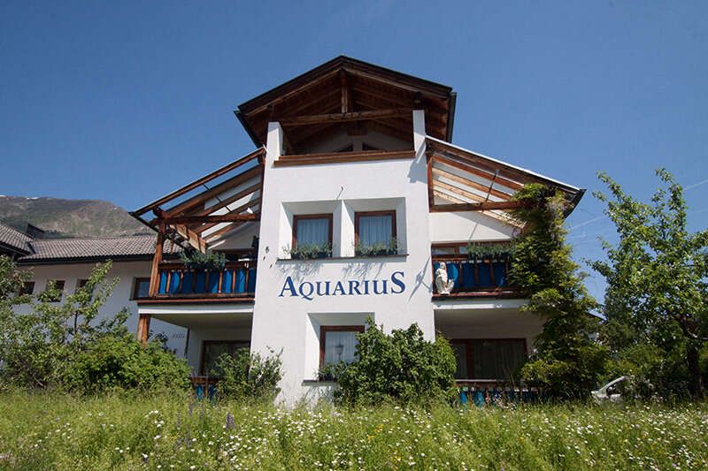 Haus Aquarius with holiday apartments in Fiss